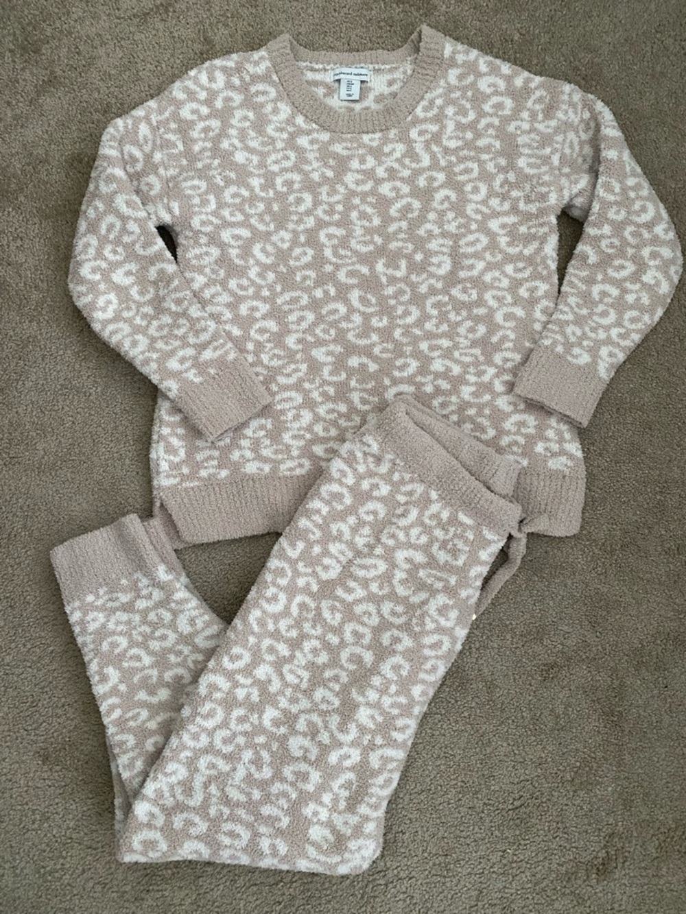 Cupcakes and Cashmere Two-piece Lounge Set — Leopard Print, Small